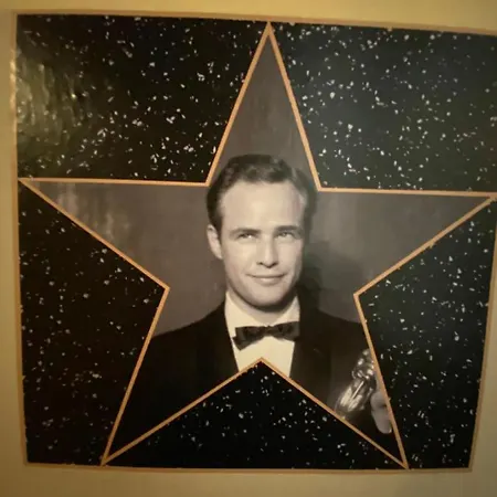 Hollywood 3* פלרמו